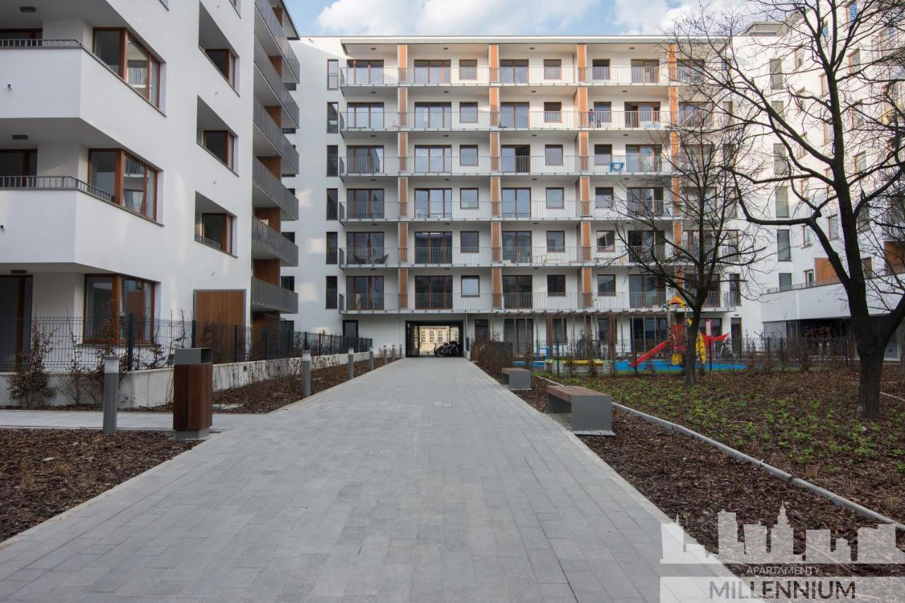 Millennium Awangarda Mint Apartment Варшава Екстериор снимка