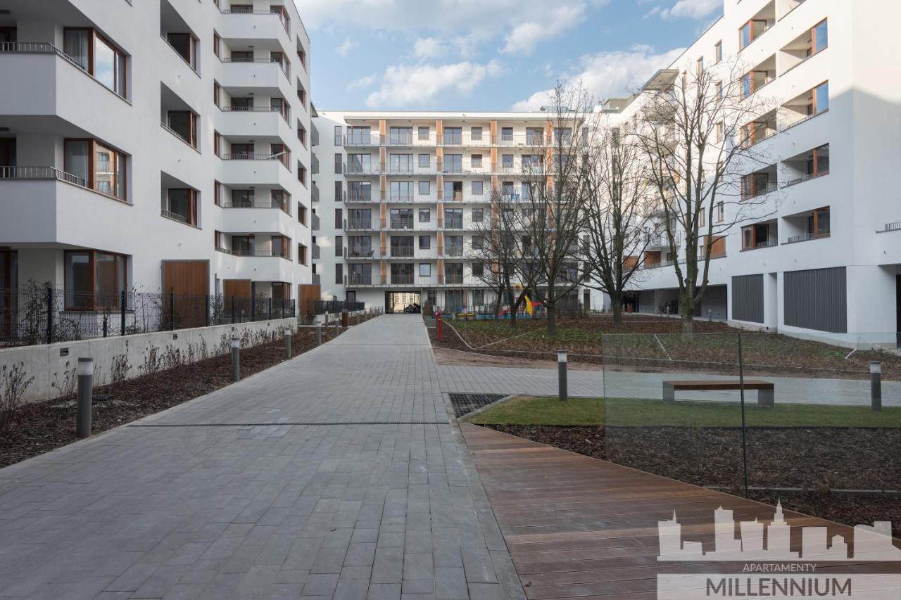 Millennium Awangarda Mint Apartment Варшава Екстериор снимка