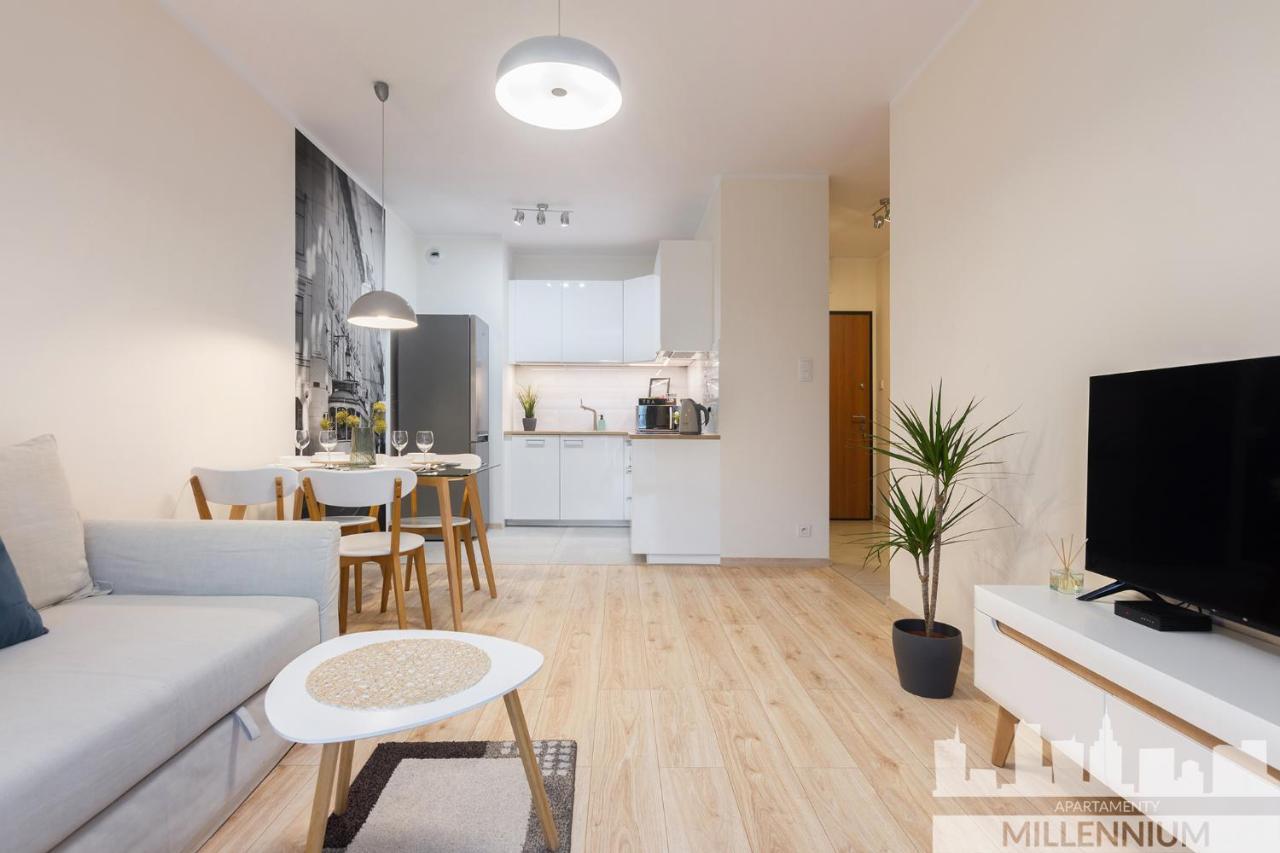 Millennium Awangarda Mint Apartment Варшава Екстериор снимка