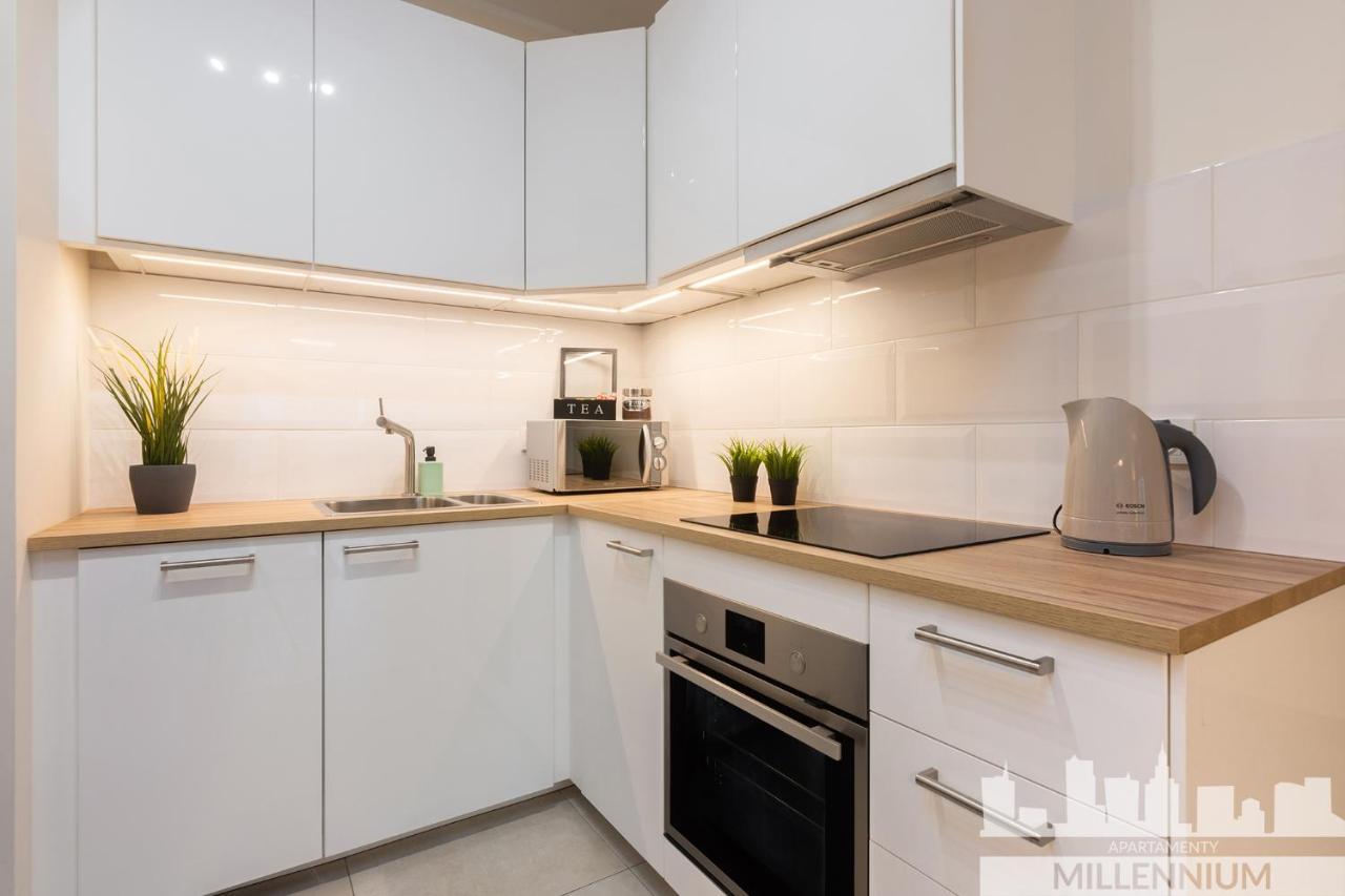 Millennium Awangarda Mint Apartment Варшава Екстериор снимка